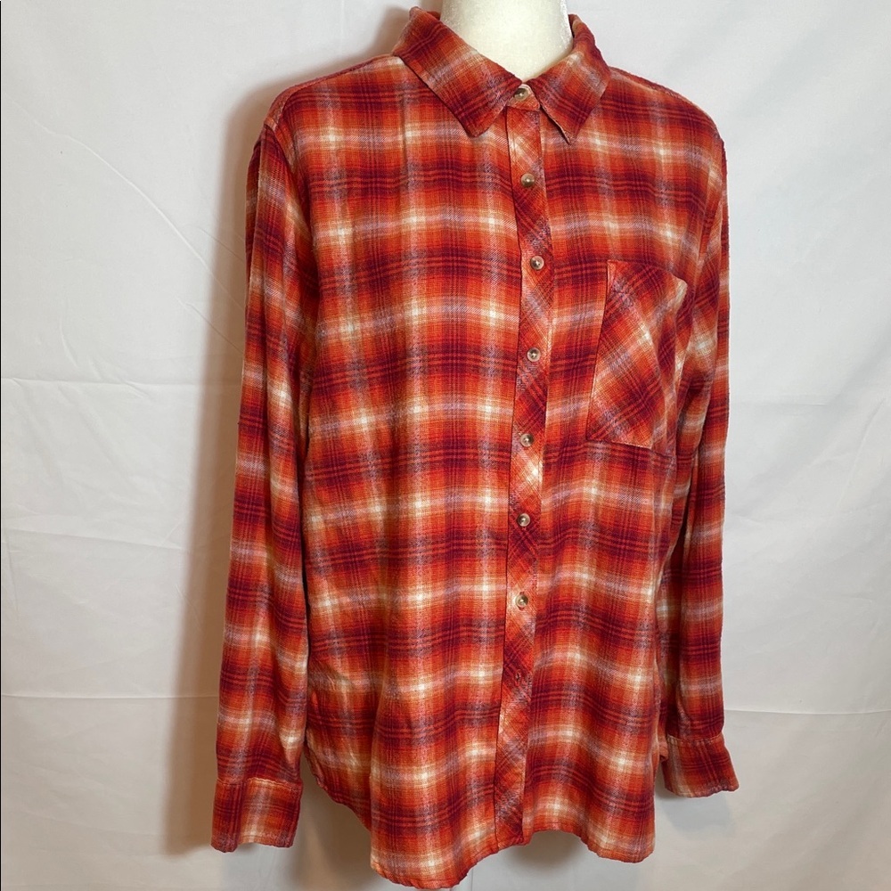 Arizona Jean Company Red and White Plaid Button-Down Shirt